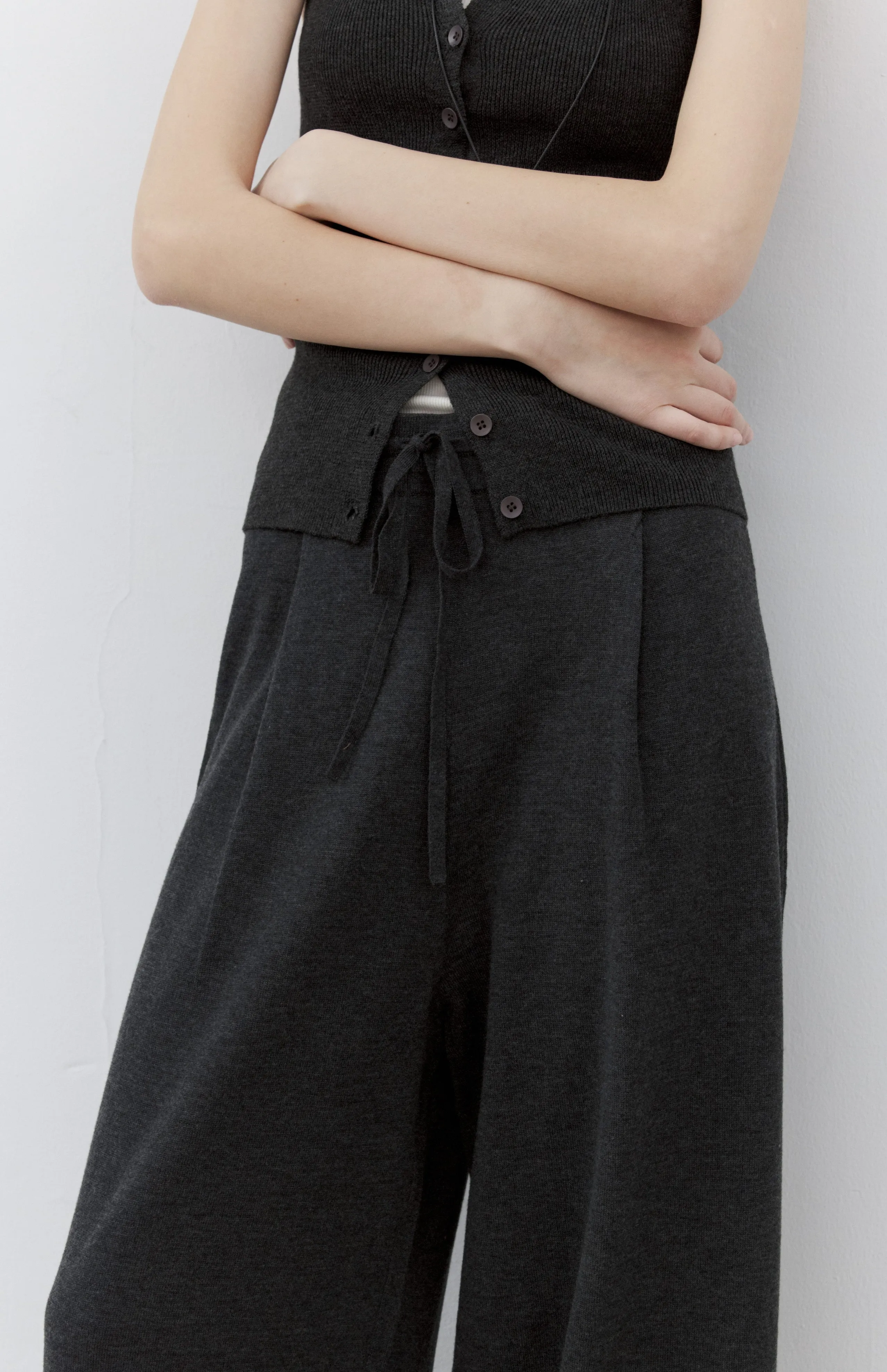 AIRY DRAPE WIDE PANTS / エアリードレープワイドパンツ