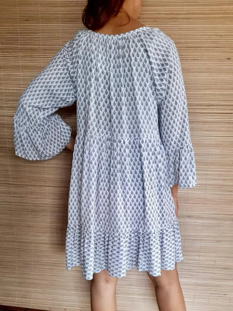 SHORT DRESS MONA in Print Grey and Flower White/ Sand