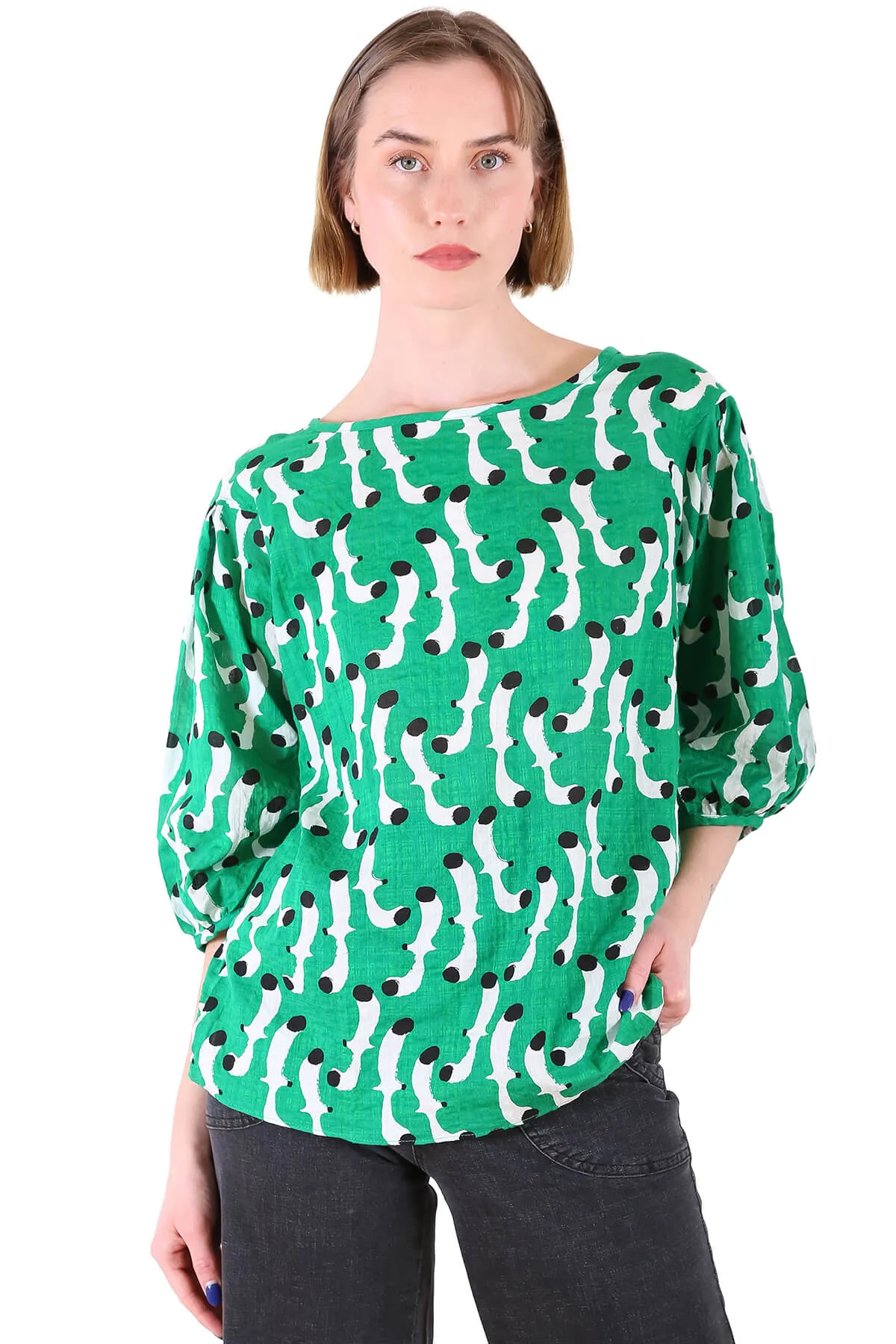 Swooping Seagulls Blouse Green in Seersucker