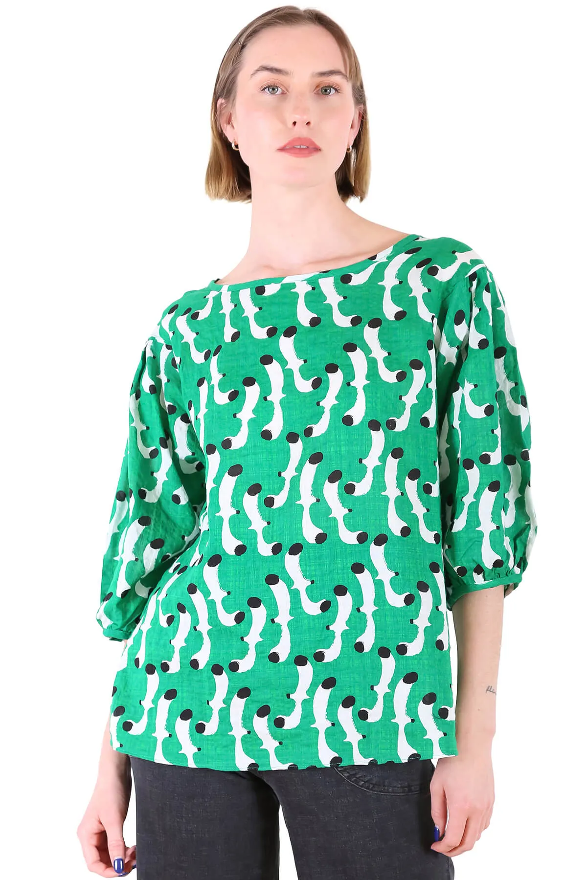 Swooping Seagulls Blouse Green in Seersucker