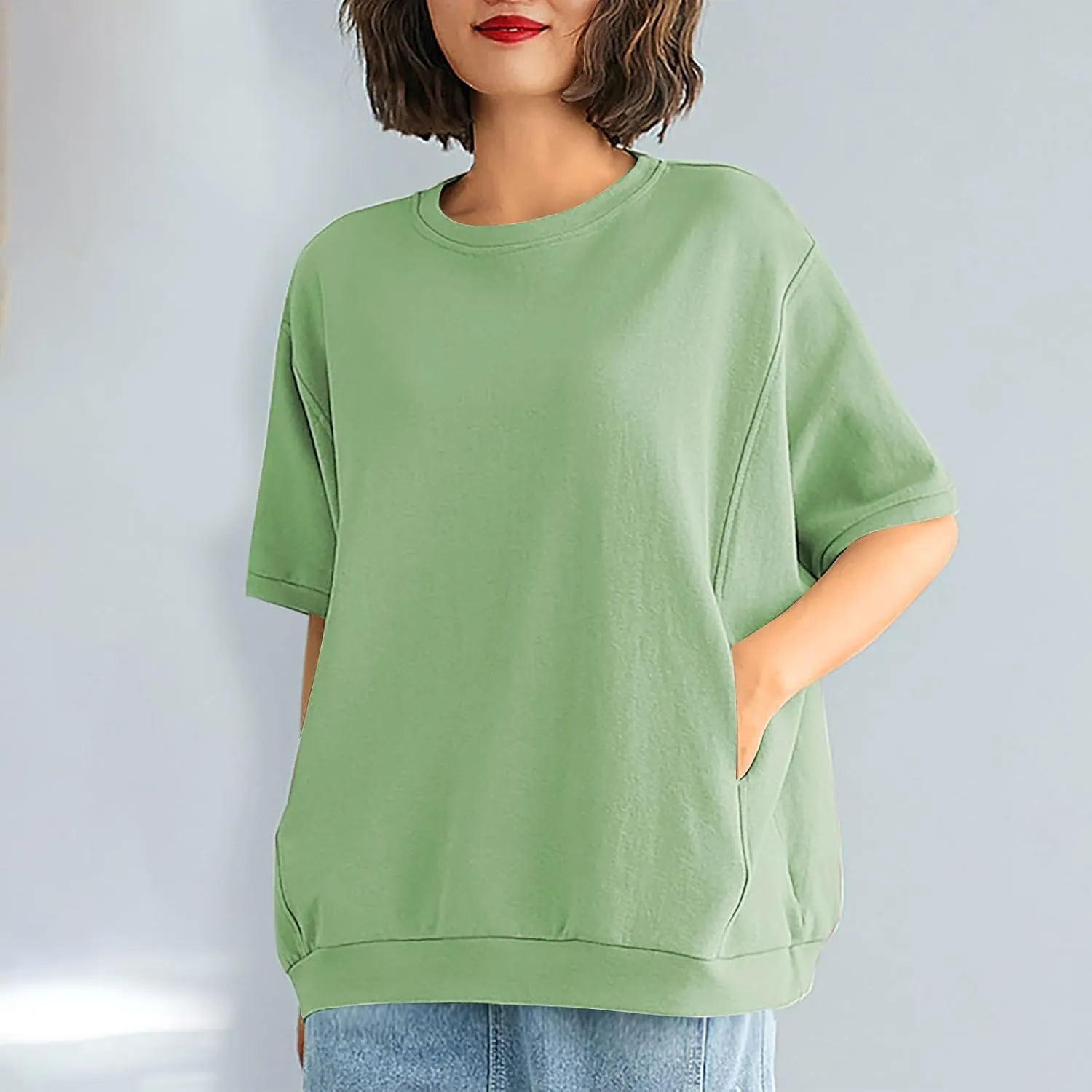 Women's Summer Short Sleeve Tops Crew Neck Oversize Pullover Basic Tee Shirt Blouse Casual Solid Shirts with Pockets